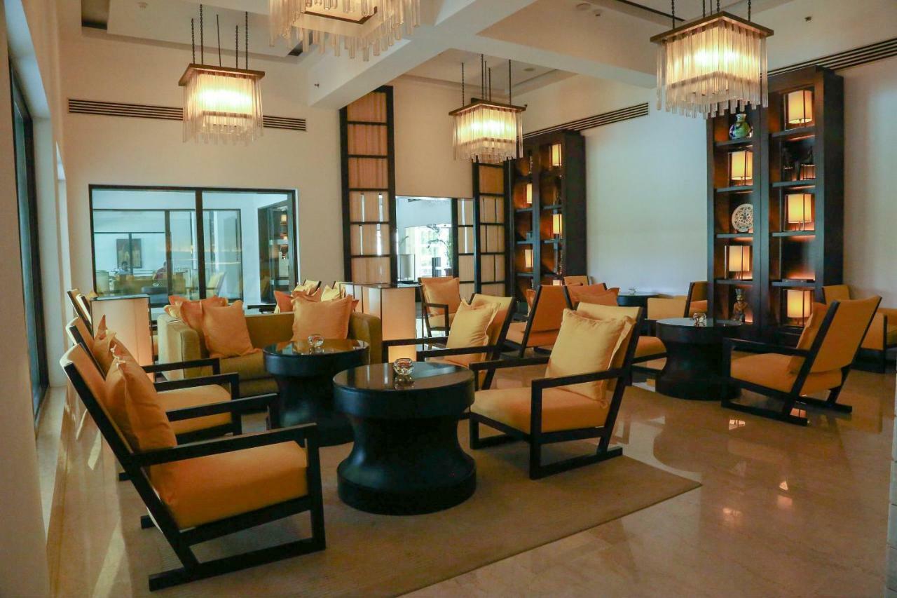 Trident Agra Hotell Agra  Eksteriør bilde Library at the Taj Mahal Palace, Mumbai